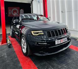 جیپ گراند شیرۆکی